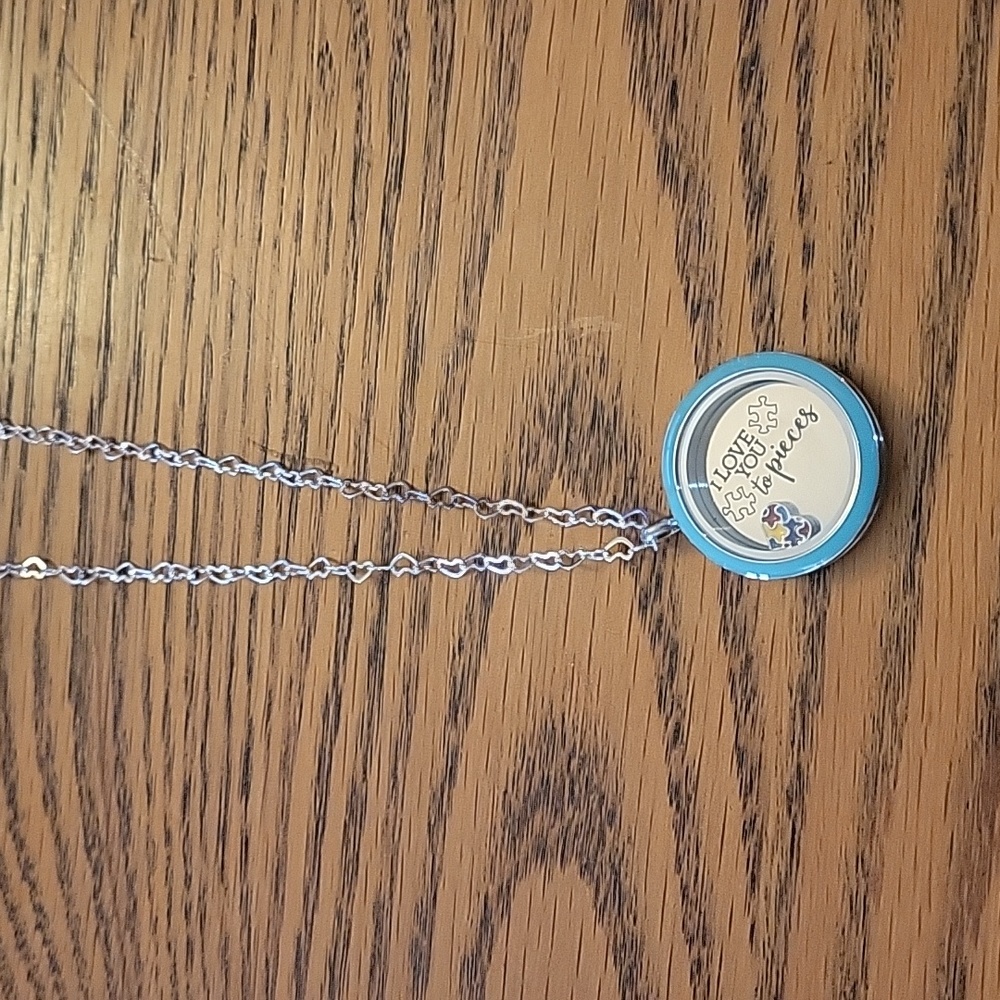 Origami  Owl  autism  necklace